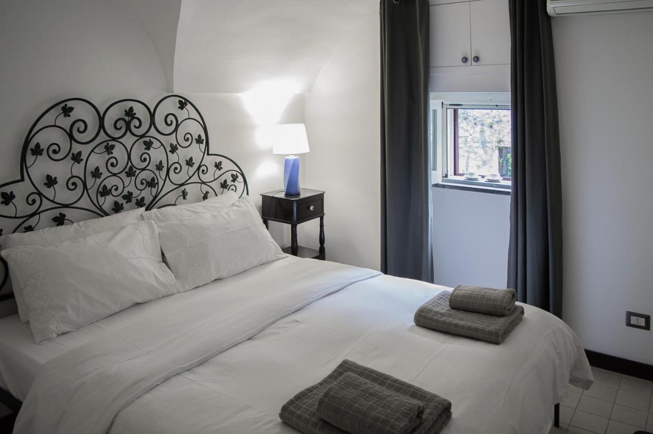 Camula Inn Apartament คาตาเนีย ภายนอก รูปภาพ